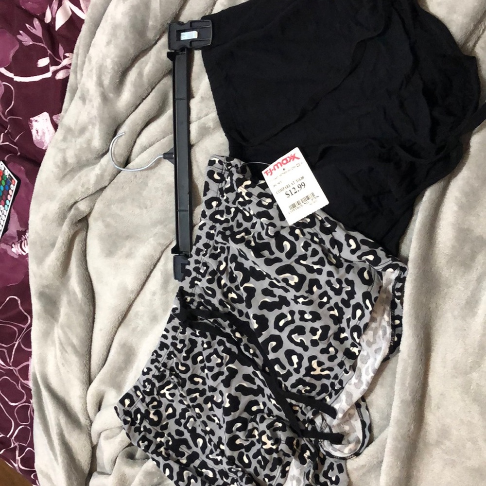 Tj Max sleepy boxy shorts size small 2PC set pure black and animal printed